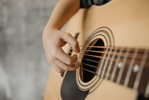 张艾嘉《爱的代价吉他谱》-C调-17吉他网